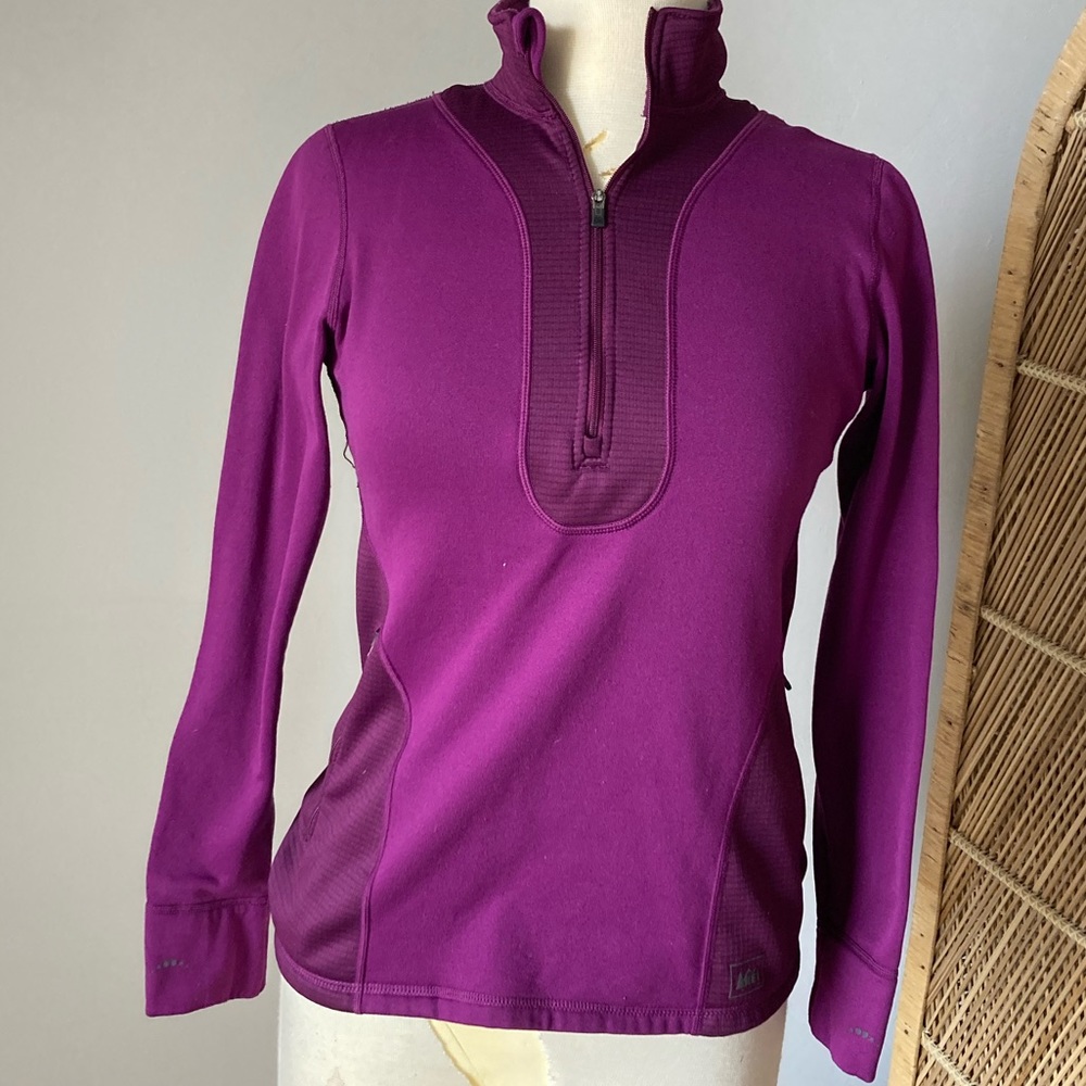 REI Magenta Pull Over